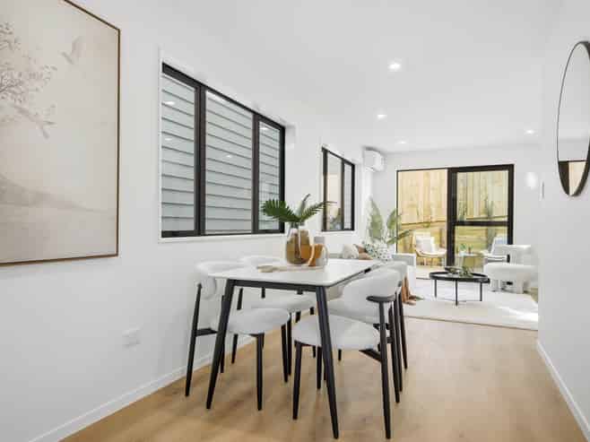 79B Girrahween Drive, Totara Vale