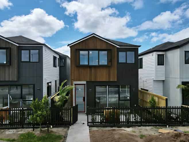 6 Honohono Avenue, Milldale