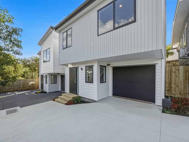 79C Girrahween Drive, Totara Vale