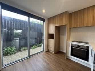 8/25 Tranent Road, Mangere