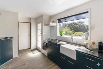 10 Everglade Drive, Goodwood Heights