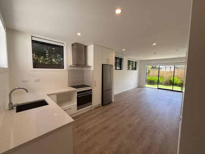 12/12 Tawa Road, Te Atatu Peninsula