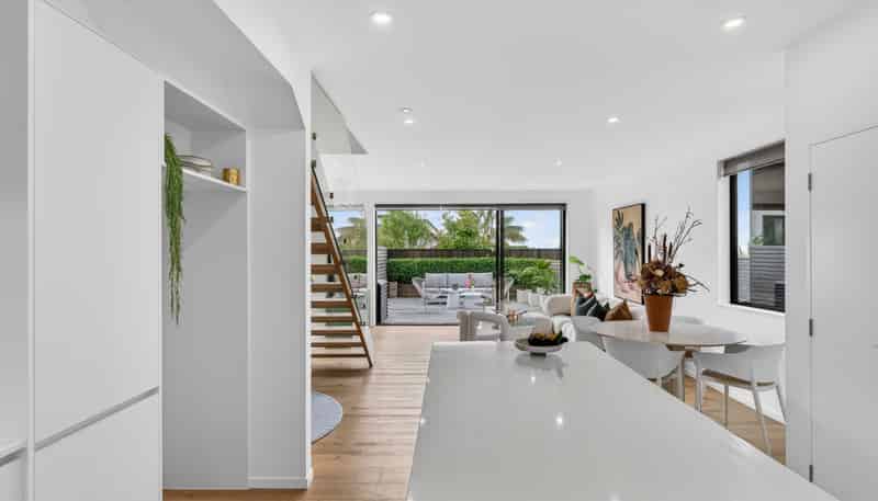 17/37 St Vincent Avenue, Remuera