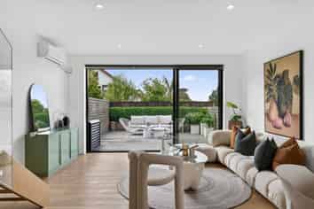 17/37 St Vincent Avenue, Remuera