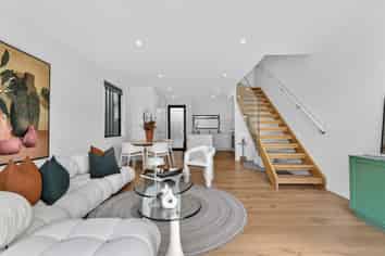 17/37 St Vincent Avenue, Remuera