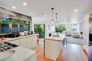 102 Crosby Road, Chartwell