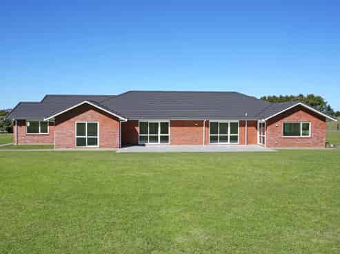 379A Aka Aka Road, Puni