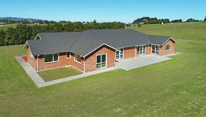 379A Aka Aka Road, Puni