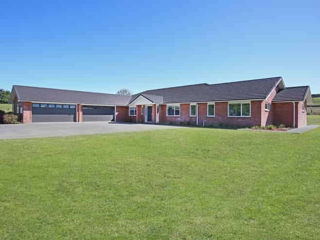 379A Aka Aka Road, Puni