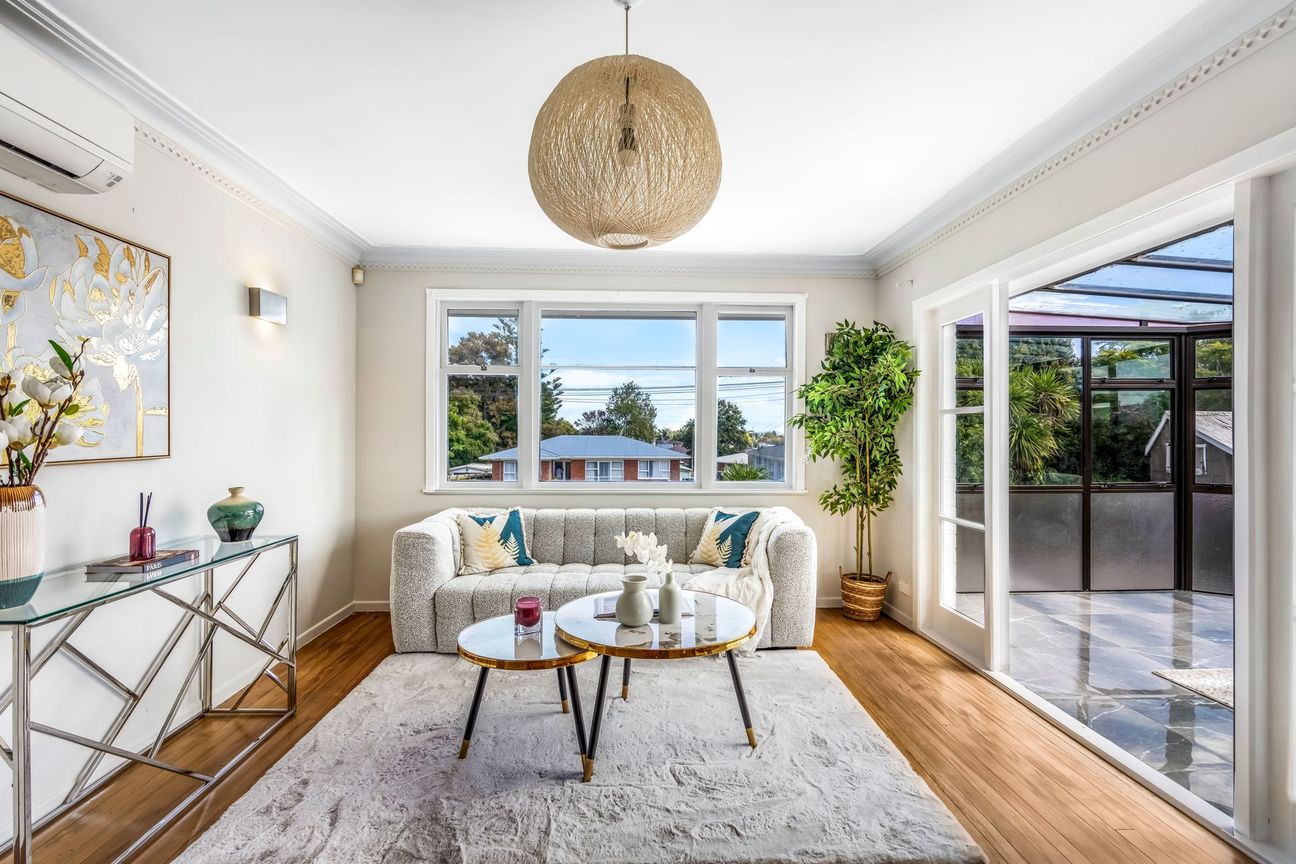 Solid Brick Living–Hill Park School Zone - Daha fazla