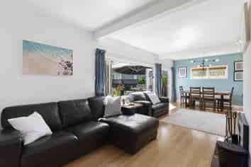 25 Marine Parade, Eastbourne