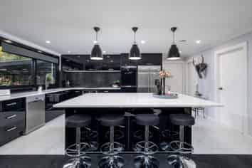 13 Lower Hook Road , WAIMATE