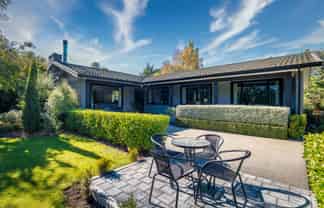 13 Lower Hook Road , WAIMATE