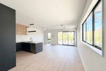 80F Tukutata Crescent, Milldale