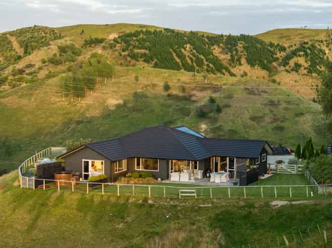 204 Eskridge Drive, Bay View