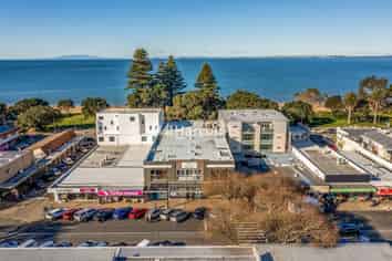 High Quality Studio/Office - Available Now