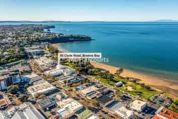 High Quality Studio/Office - Available Now