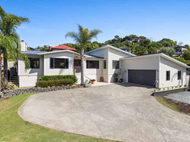57 Waldorf Crescent, Orewa