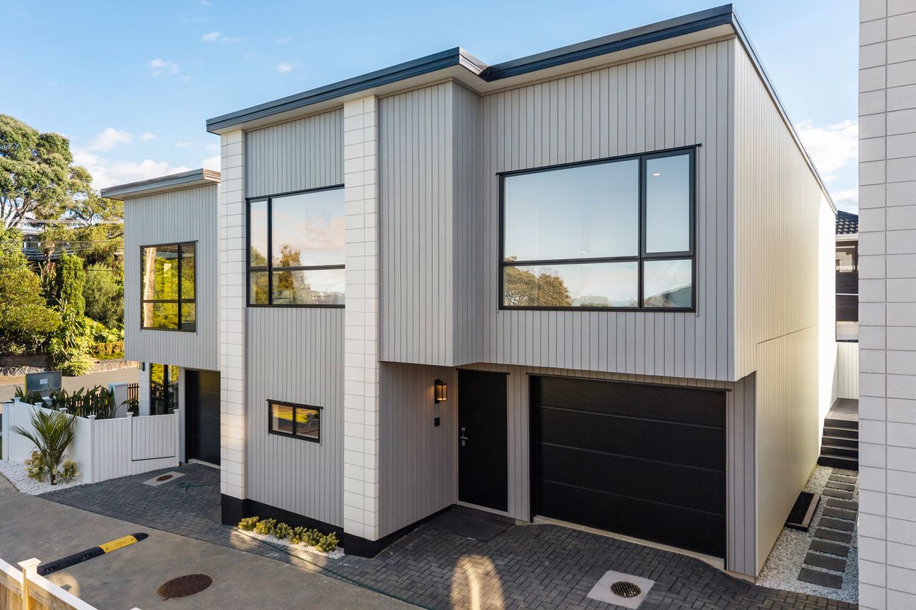 FREEHOLD, STYLISH, SEA VIEWS & RANGI ZONED - Bild 3