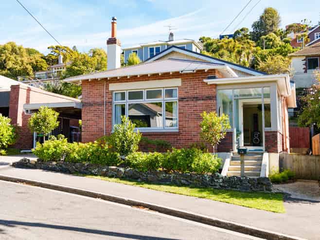 16 Motu Street, Saint Clair