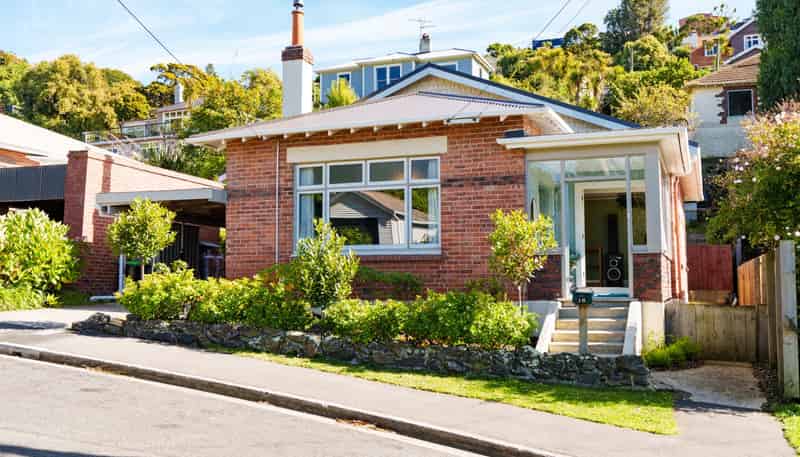 16 Motu Street, Saint Clair