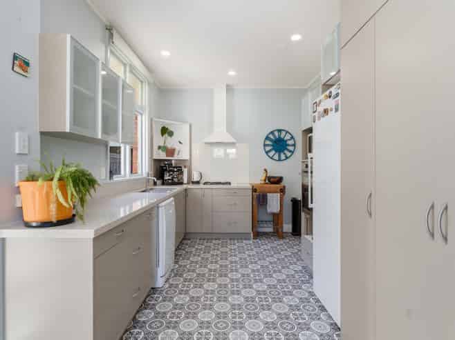 16 Motu Street, Saint Clair