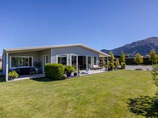 21 Sam John Place, Lake Hawea