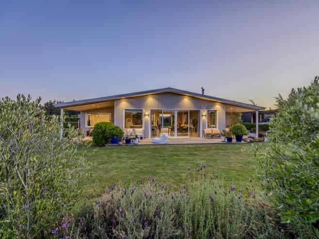 21 Sam John Place, Lake Hawea