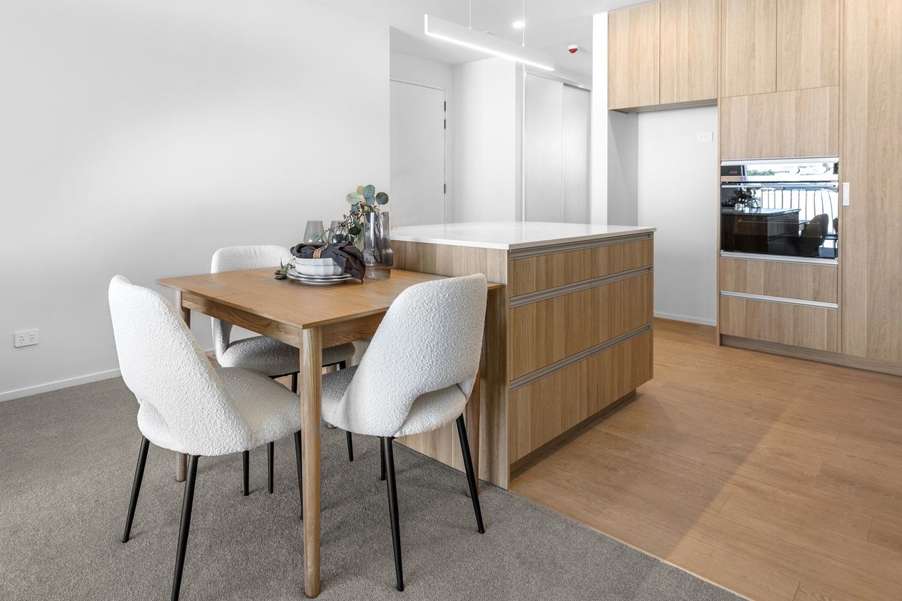 Single-Level with City Views - Aanzicht 5