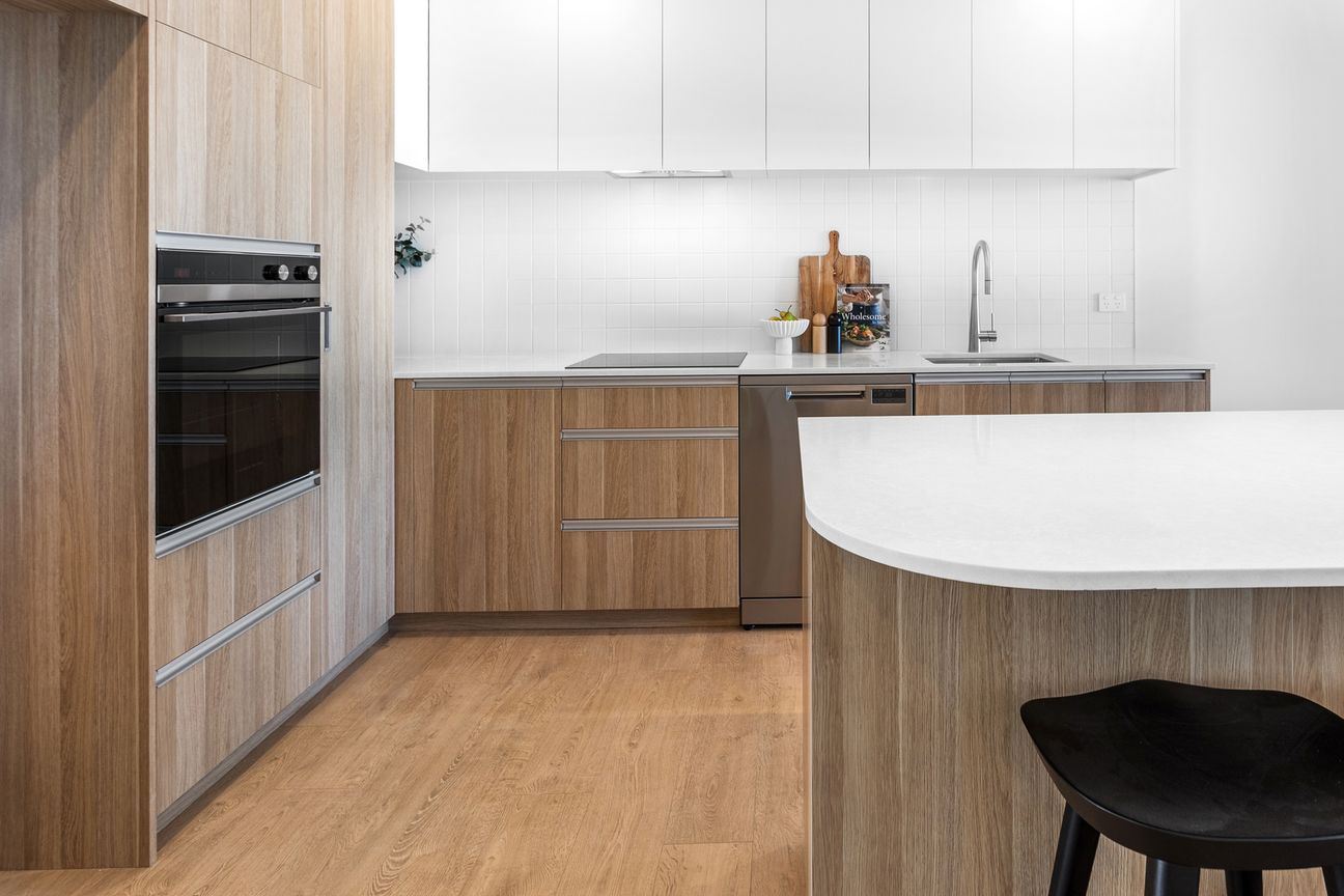 Single-Level with City Views - Aanzicht 6