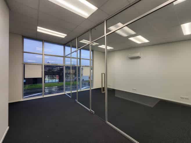 High profile modern office/retail – Ferrymead