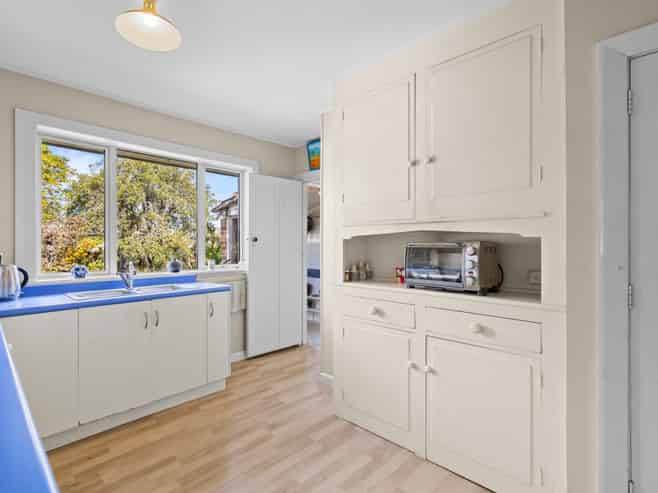 87 Aorangi Road, Bryndwr