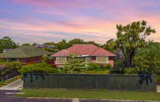 87 Aorangi Road, Bryndwr