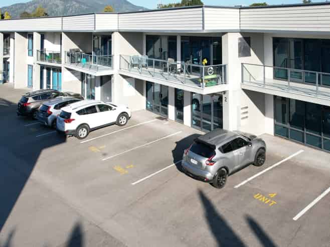 Quality Commercial Office Unit