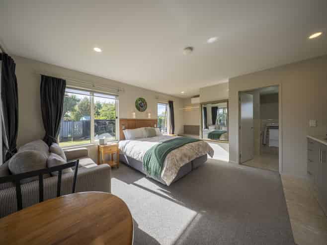 13 and 15 Melland Place, Te Anau