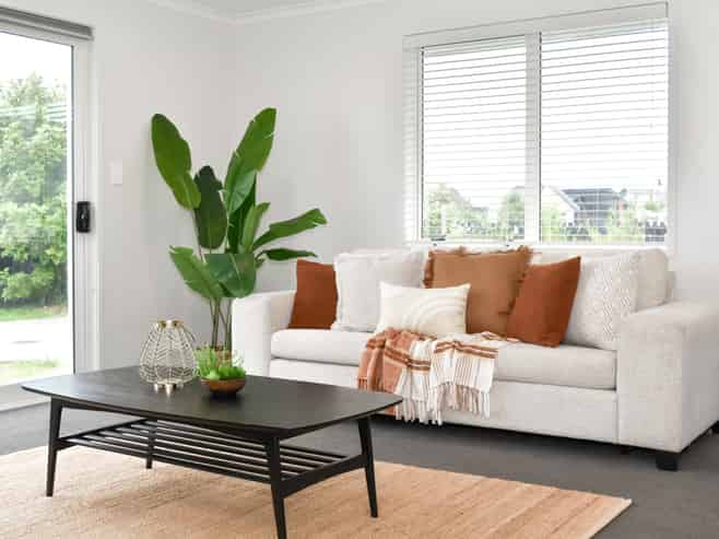 16 Empire Crescent, Papamoa