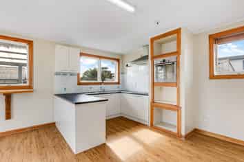 5 Convair Crescent, Mangere
