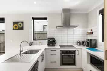 14 Propeller Avenue, Whenuapai