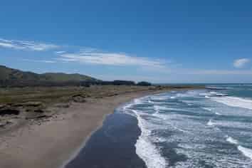 212 Flat Point Road, Flat Point