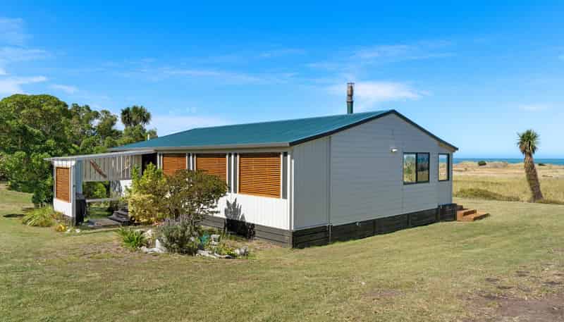 212 Flat Point Road, Masterton