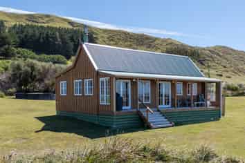 212 Flat Point Road, Flat Point