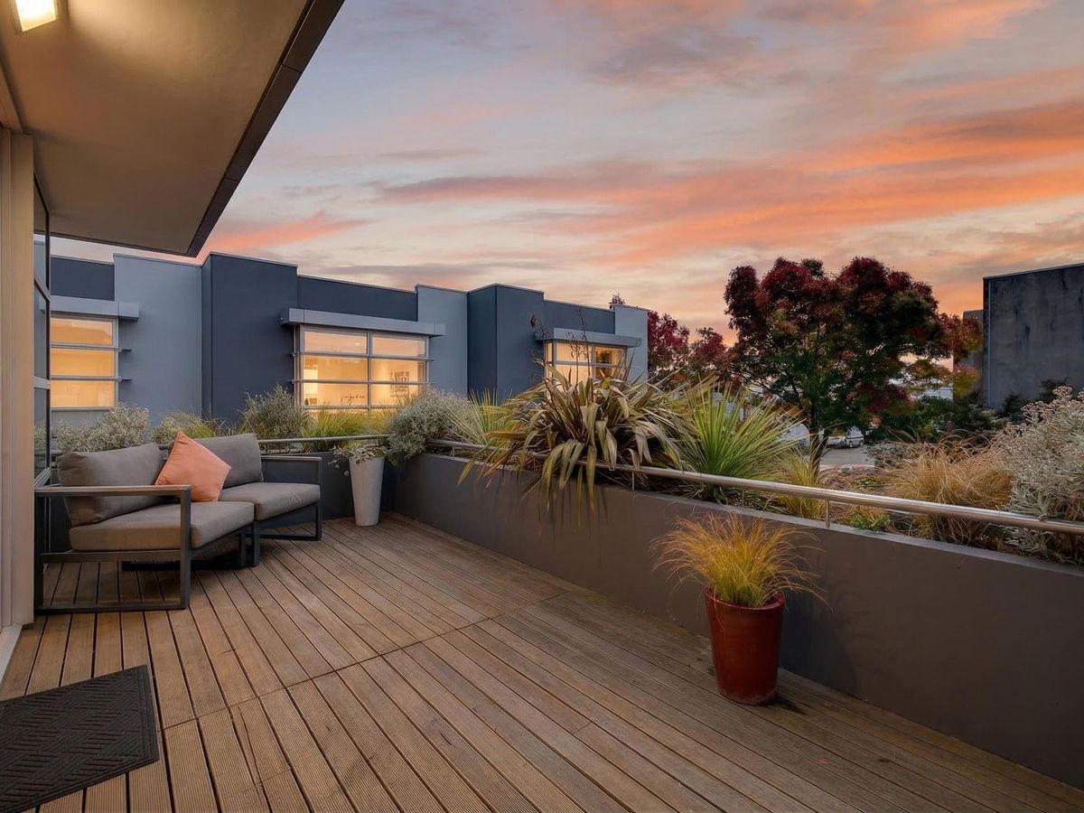 8/8A Settlers Crescent, FERRYMEAD, Christchurch City, Canterbury