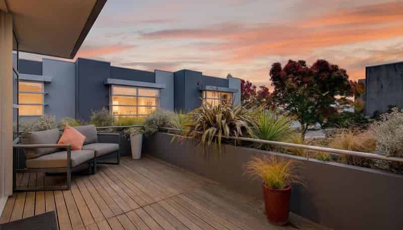 8/8A Settlers Crescent, FERRYMEAD