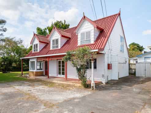 16 Knighton Road, Hillcrest