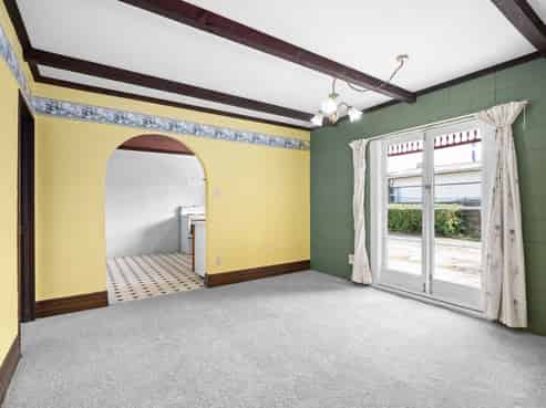 16 Knighton Road, Hillcrest