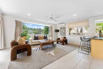 2 Greenleaf Way, Northcross