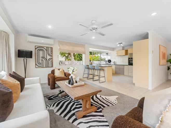 2 Greenleaf Way, Northcross