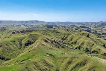 1823 Opaki Kaiparoro Road, Mauriceville