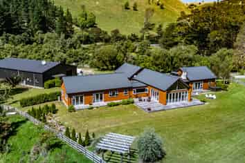 1823 Opaki Kaiparoro Road, Mauriceville