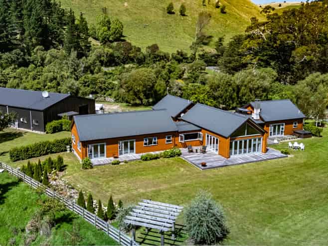 1823 Opaki Kaiparoro Road, Mauriceville